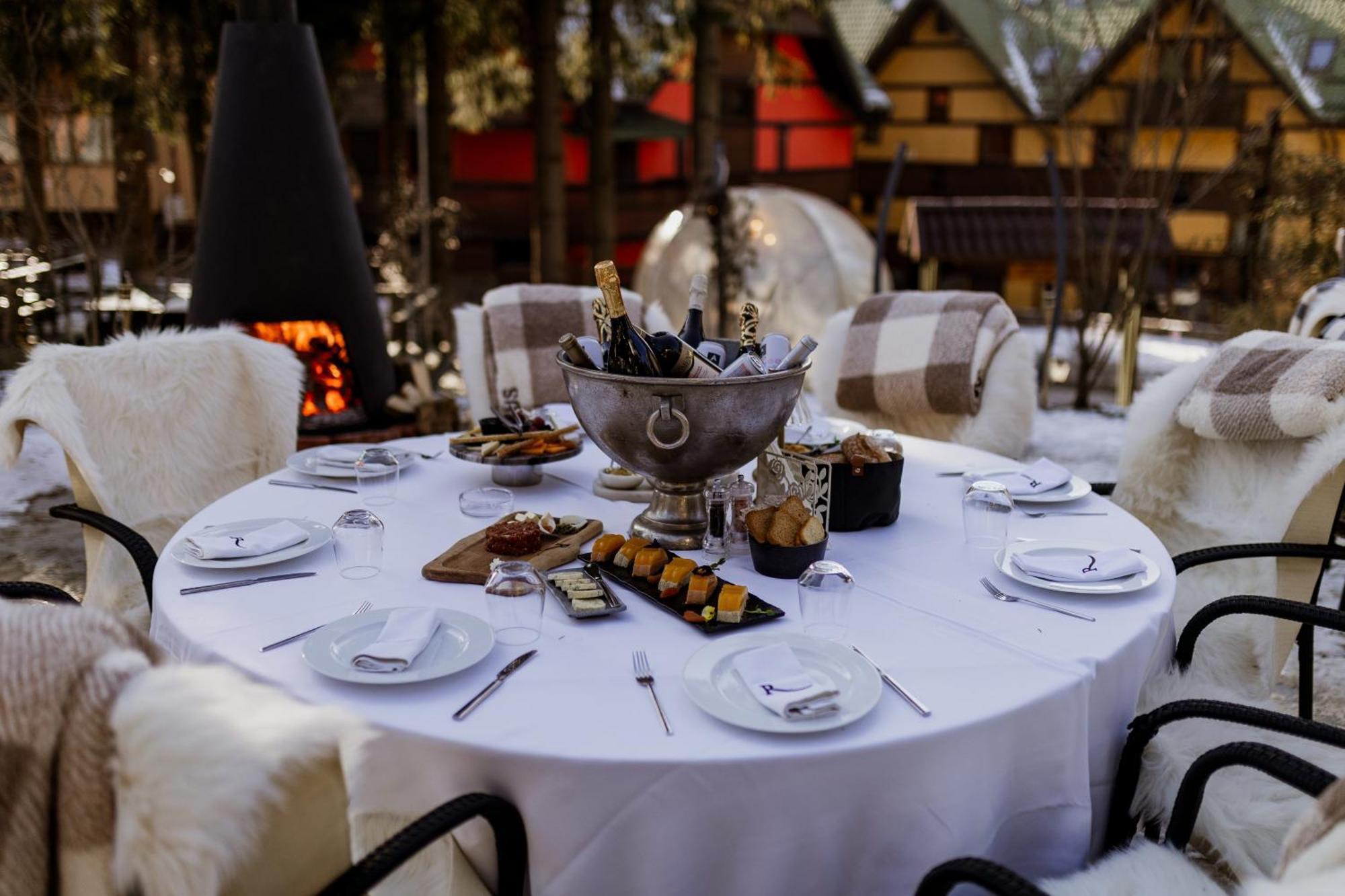 Elexus Boutique Hotel Predeal Ngoại thất bức ảnh